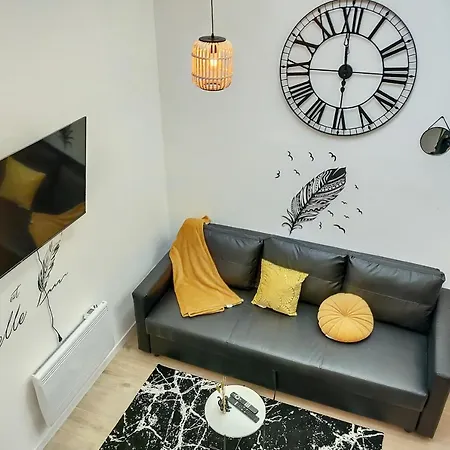 Sublime Appart Renove Duplex Centre Ville 4Pers Wifi Saint-Quentin  Exterior foto